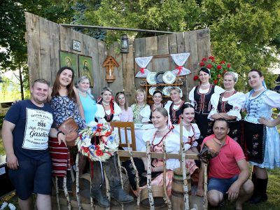 Stretnutie rodákov a V. ročník folklórnych slávnosti v Hankovciach