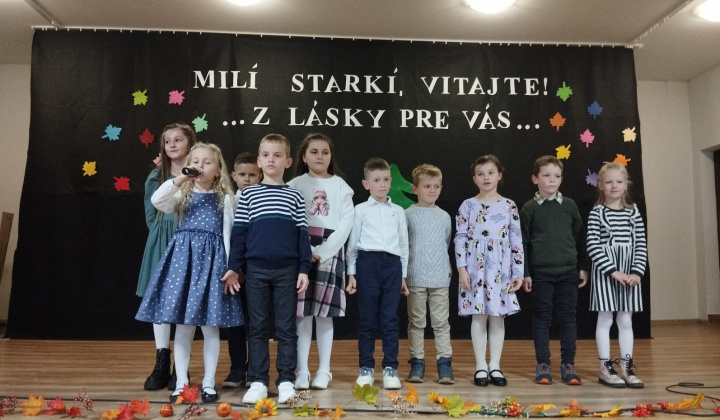 6. fotografia fotogalérie Aktuality / Október - mesiac úcty k starším. - foto
