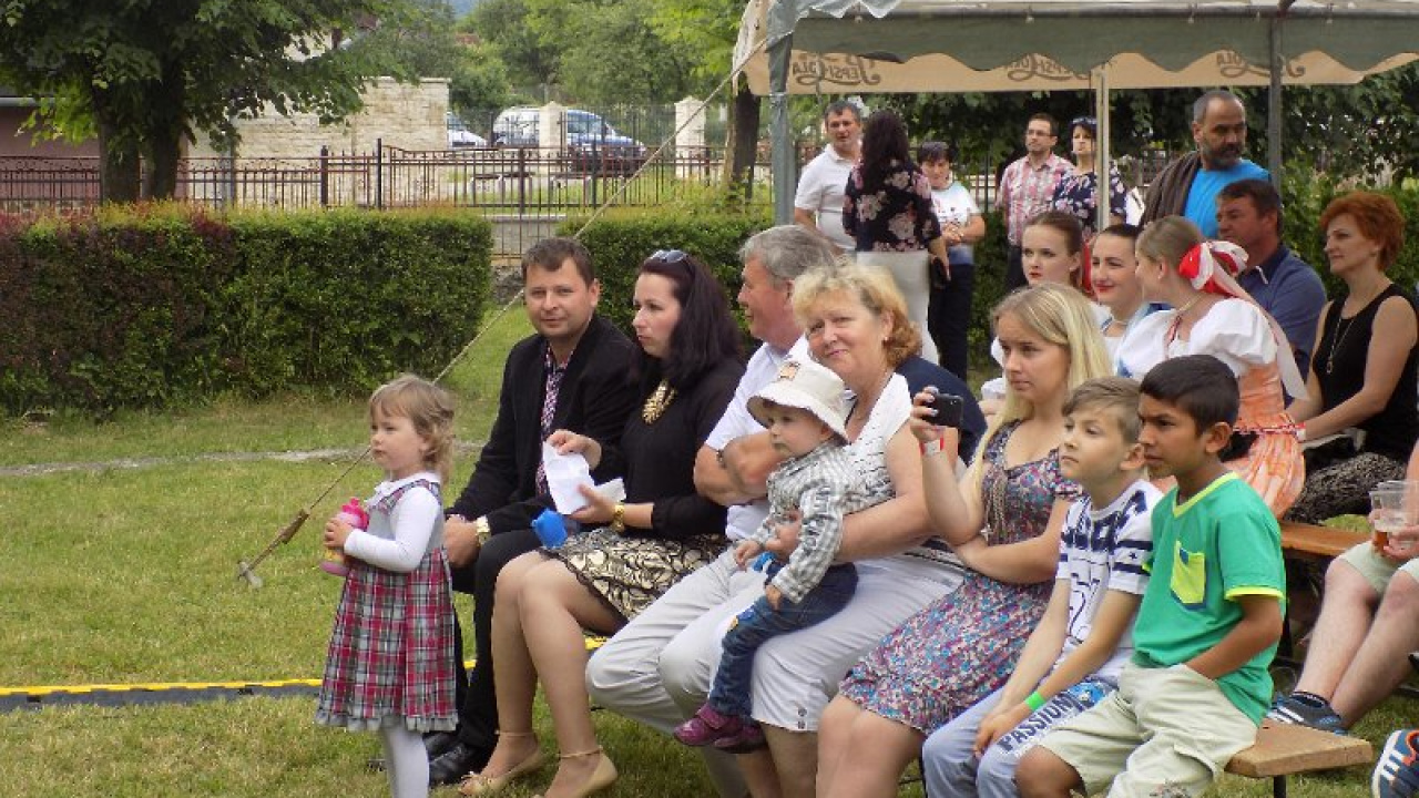 Fotografia fotogalérie Folklorne slavnosti 2016