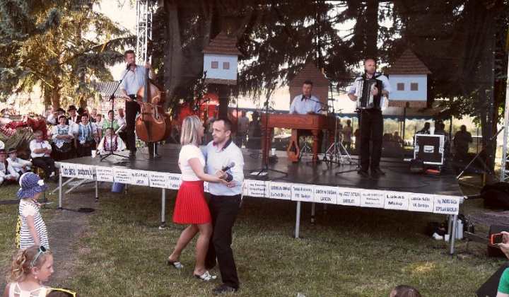 4. fotografia fotogalérie Folklorne slavnosti Hankovce 2014