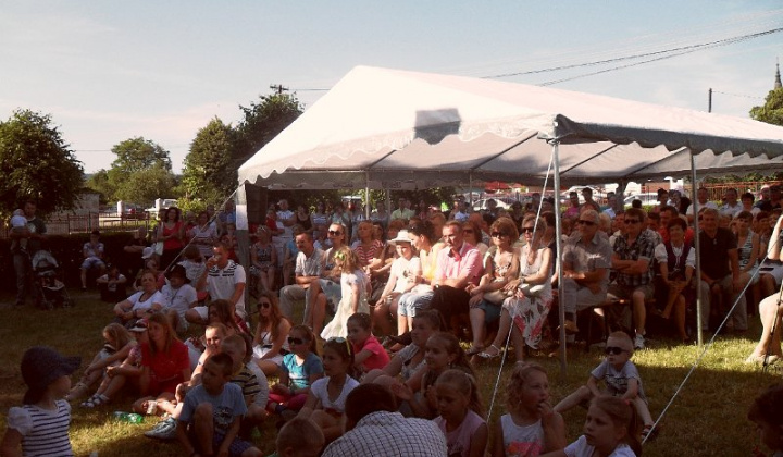 6. fotografia fotogalérie Folklorne slavnosti Hankovce 2014
