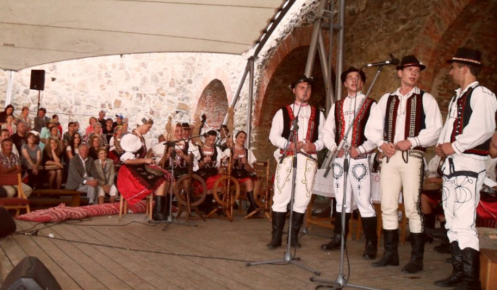 12. fotografia fotogalérie Valali v mesce 2013