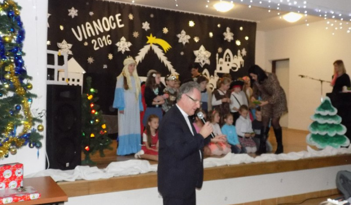 5. fotografia fotogalérie Vianoce 2016 - Vystupenie ZS a MS
