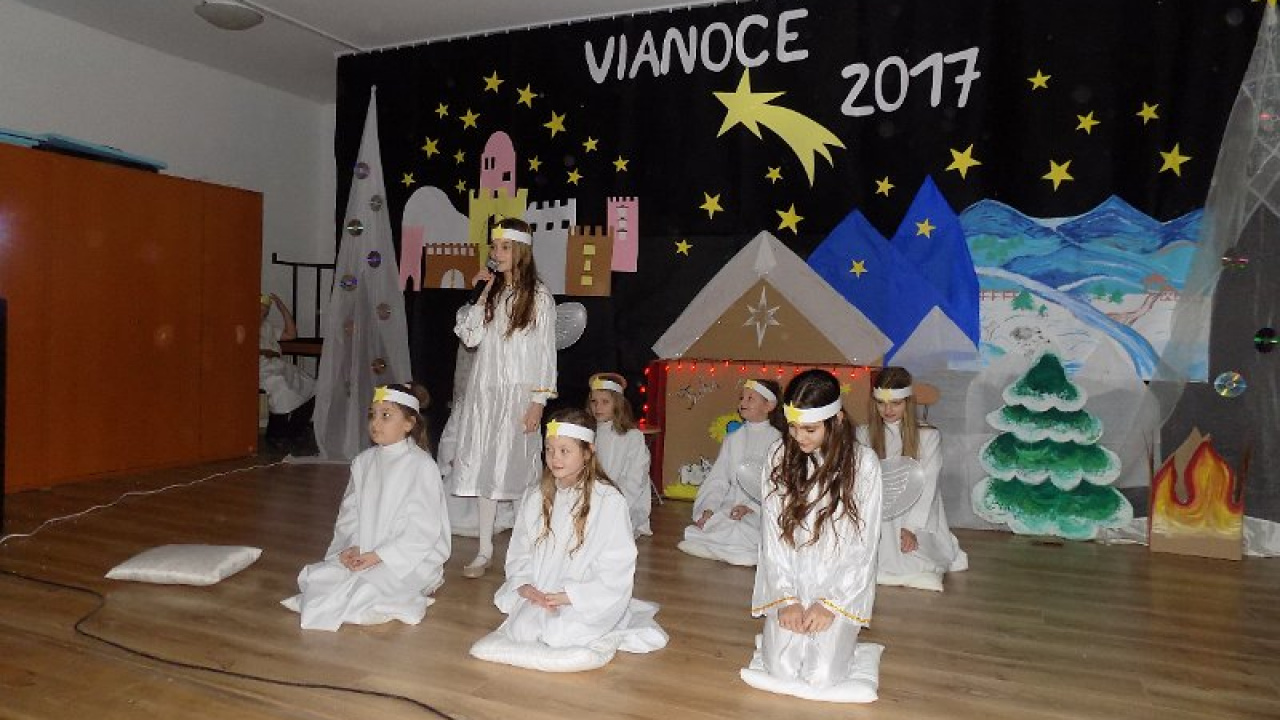 Fotografia fotogalérie Vianocna besiedka 2017