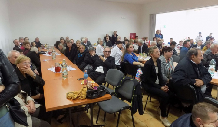 10. fotografia fotogalérie Posedenie s dôchodcami 2019