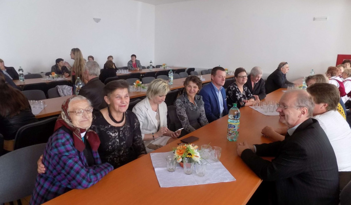21. fotografia fotogalérie Posedenie s dôchodcami 2019